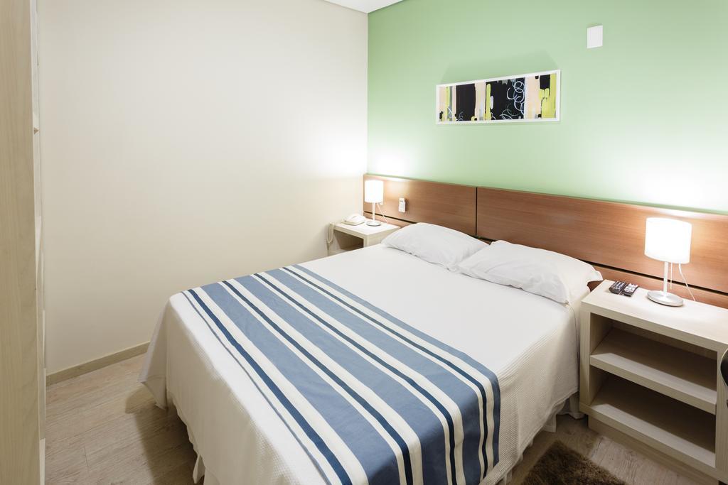 Hotel Sol By Mrhotelaria Curitiba Exterior foto